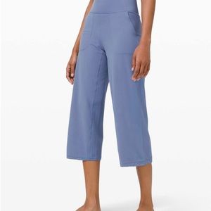 Lululemon Align Wide Leg Crop 23” in water drop